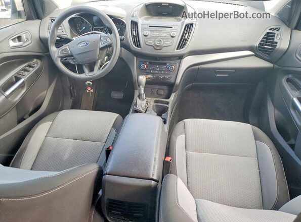 1FMCU9GDXHUB11587 2017 FORD ESCAPE Белый Вид панели приборов