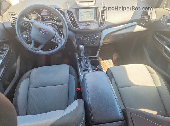 1FMCU9GDXHUE56151 2017 FORD ESCAPE Orange Vista del salpicadero