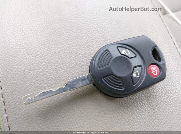 1FMCU9GDXJUA75325 2018 FORD ESCAPE Silver Вид панелі приладів