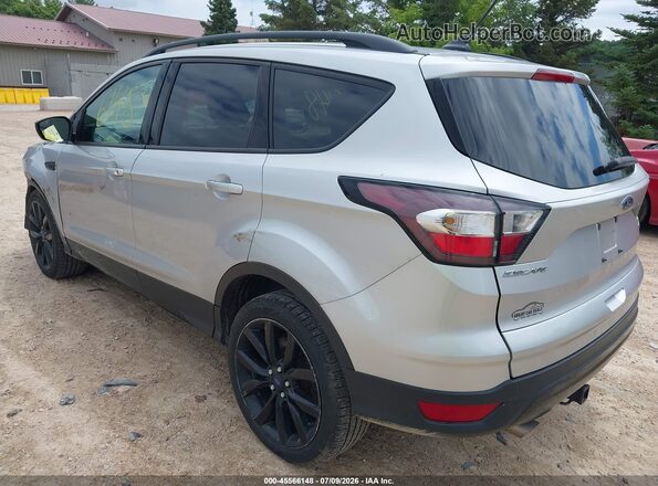 1FMCU9GDXJUB09683 2018 FORD ESCAPE Silver Tył lewy