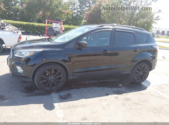 1FMCU9GDXJUB18741 2018 FORD ESCAPE Черный Панорамный вид салона 360°