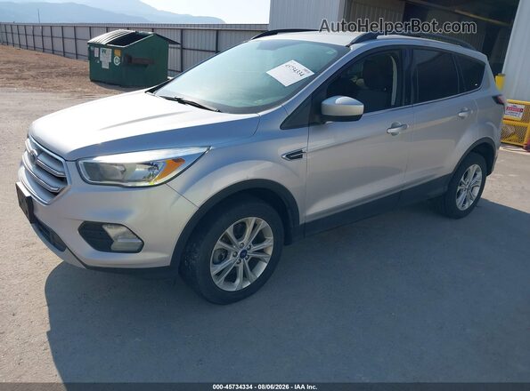 1FMCU9GDXJUC88601 2018 FORD ESCAPE Silver Առջևի ձախ երեք քառորդ տեսարան