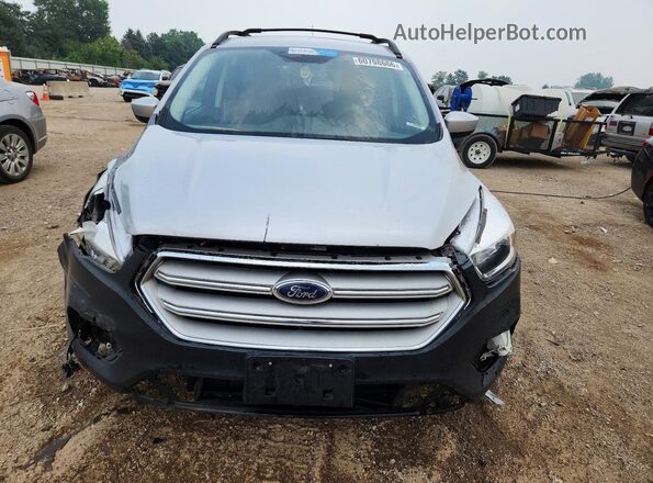 1FMCU9GDXJUD39062 2018 FORD ESCAPE Silver Դիմացի տեսք