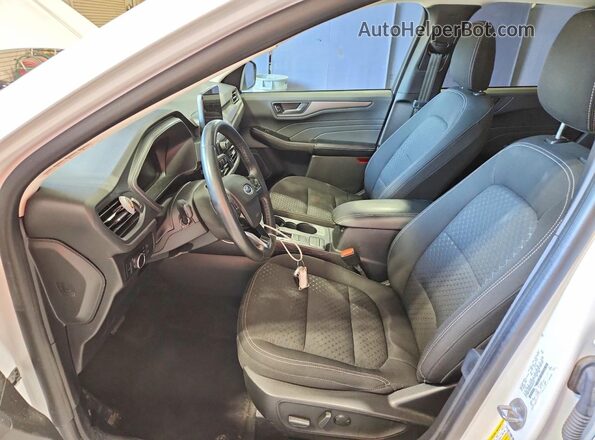 1FMCU9GN2PUA45172 2023 FORD ESCAPE White Widok wnętrza z przodu