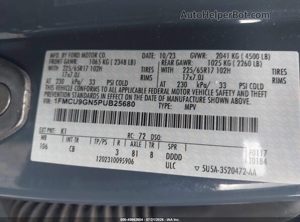 1FMCU9GN5PUB25680 2023 FORD ESCAPE Light Blue Вид подкапотного пространства