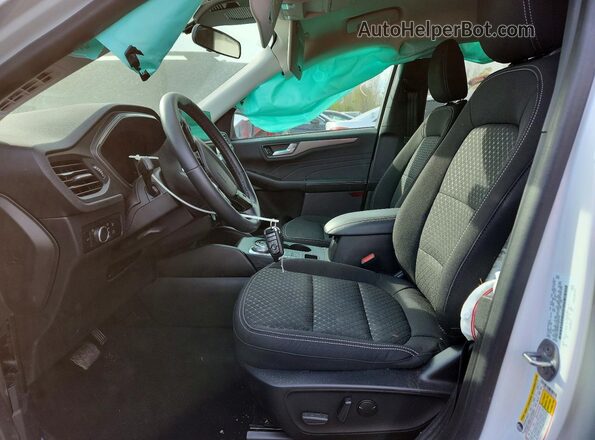 1FMCU9GN6PUB23419 2023 FORD ESCAPE Белый Вид салона спереди
