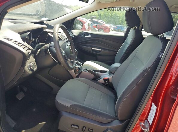 1FMCU9GX2GUA85656 2016 FORD ESCAPE Red Front interior view
