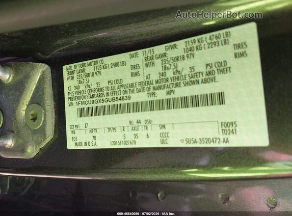 1FMCU9GX5GUB54839 2016 FORD ESCAPE Gray Engine compartment view