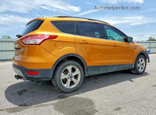 1FMCU9GX5GUC00962 2016 FORD ESCAPE Orange Rear right