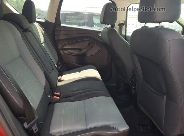 1FMCU9GX6GUA89693 2016 FORD ESCAPE Красный Вид задней части салона