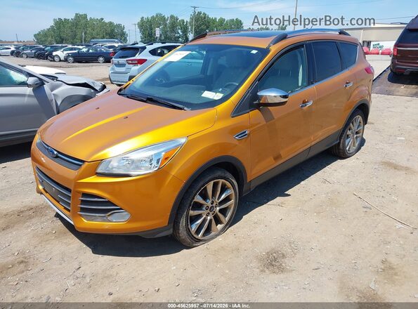 1FMCU9GX7GUA63121 2016 FORD ESCAPE Желтый Передняя левая четверть