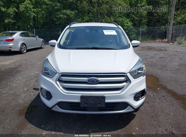 1FMCU9HD0JUC88301 2018 FORD ESCAPE White Սարքավորումների վահանակի տեսք