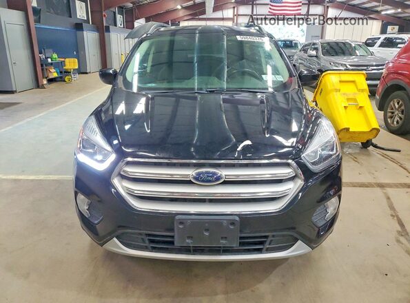 1FMCU9HD2JUB93917 2018 FORD ESCAPE Черный Вид спереди