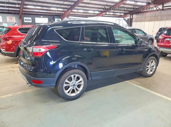 1FMCU9HD2JUB93917 2018 FORD ESCAPE Черный Задняя правая четверть
