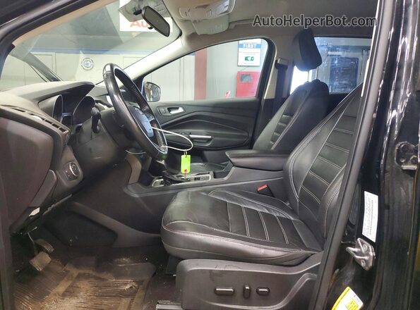 1FMCU9HD2JUB93917 2018 FORD ESCAPE Черный Вид салона спереди