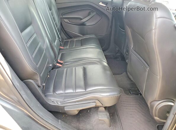1FMCU9HD2KUA63184 2019 FORD ESCAPE Gray Rear interior view