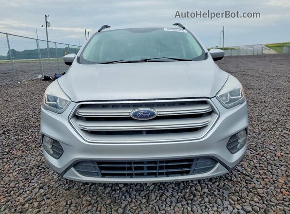 1FMCU9HD3JUC68494 2018 FORD ESCAPE Silver Դիմացի տեսք