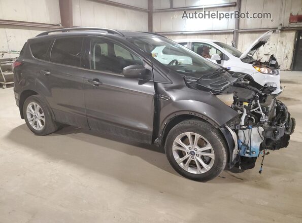 1FMCU9HD4JUB85995 2018 FORD ESCAPE Gray Передня права чверть