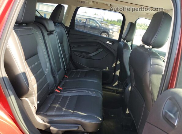 1FMCU9HD5JUB01439 2018 FORD ESCAPE Red Vista de los asientos traseros