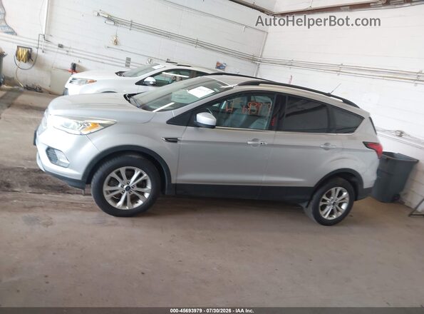 1FMCU9HD5KUB61030 2019 FORD ESCAPE White Widok wnętrza 360 stopni