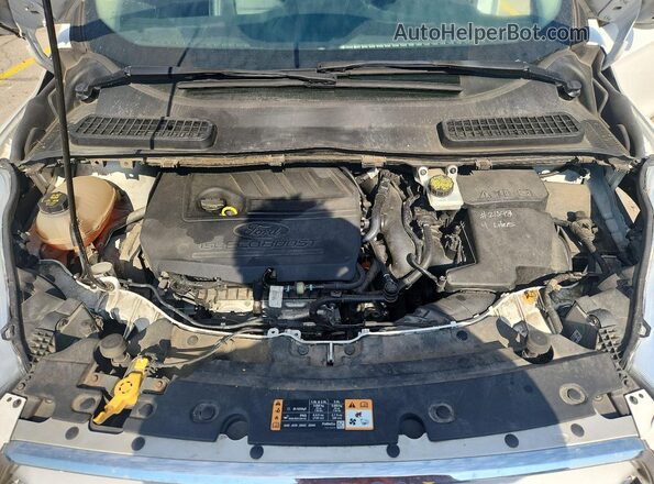 1FMCU9HD7JUA67360 2018 FORD ESCAPE White Engine compartment view