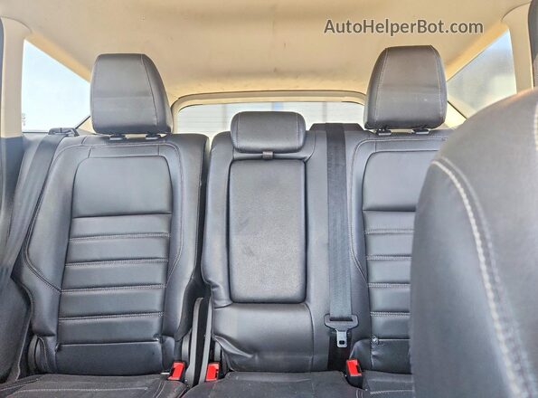 1FMCU9HD7JUA67360 2018 FORD ESCAPE White Rear seats view