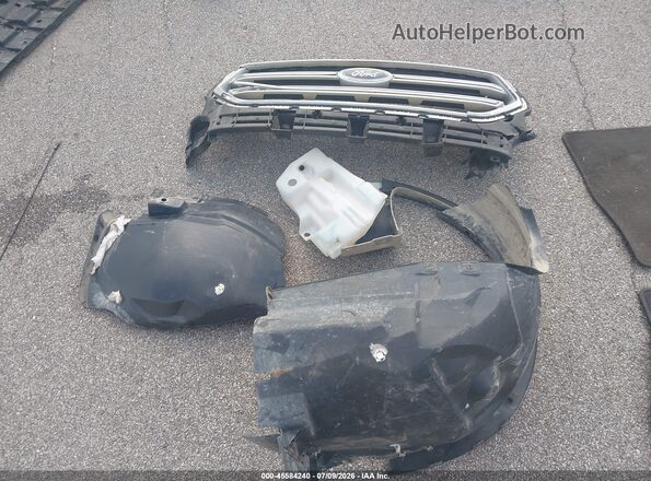 1FMCU9HD7JUA72607 2018 FORD ESCAPE Black Widok zestawu wskaźników