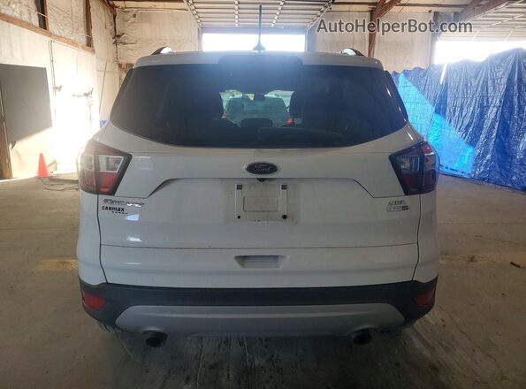 1FMCU9HD7JUB06495 2018 FORD ESCAPE White Widok z tyłu