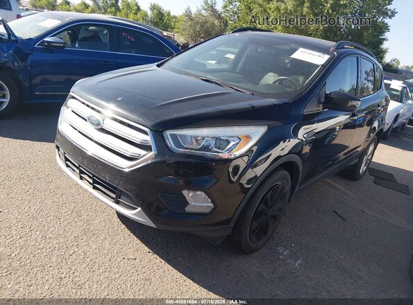 1FMCU9HD8JUB61358 2018 FORD ESCAPE Black Vista tres cuartos delantera izquierda