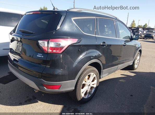 1FMCU9HD8JUB61358 2018 FORD ESCAPE Black Trasero derecho
