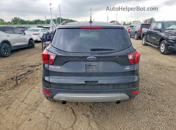 1FMCU9HD8KUB16437 2019 FORD ESCAPE Black Вид ззаду