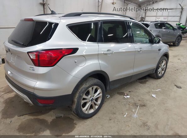 1FMCU9HD8KUB18513 2019 FORD ESCAPE Silver Trasero derecho