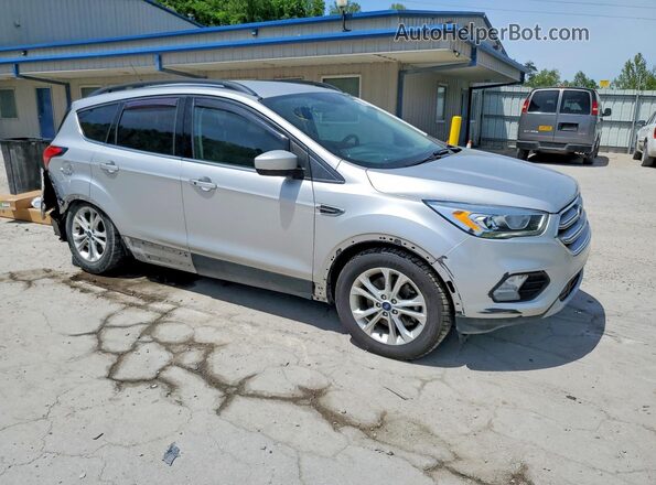 1FMCU9HD8KUB76105 2019 FORD ESCAPE Silver Передня права чверть