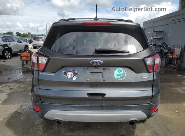 1FMCU9HD9JUB06448 2018 FORD ESCAPE Угольный Вид сзади