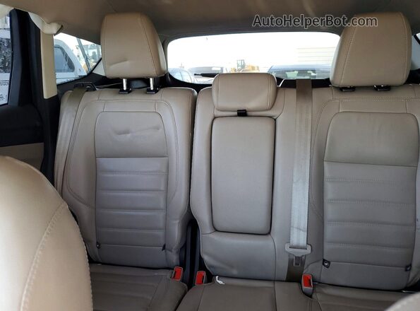 1FMCU9HDXJUB15000 2018 FORD ESCAPE Синий Вид задних сидений