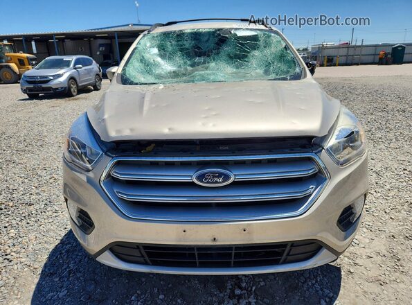 1FMCU9HDXJUD04889 2018 FORD ESCAPE Tan Front view