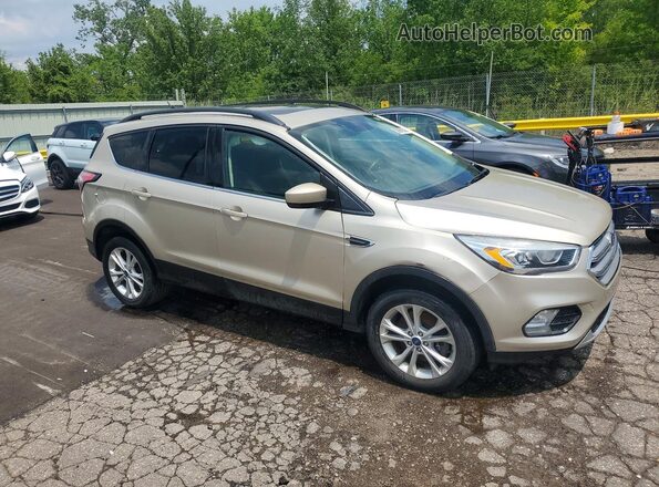 1FMCU9HDXJUD56409 2018 FORD ESCAPE Gold Front right
