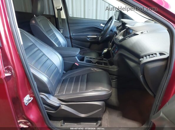 1FMCU9HDXKUB21736 2019 FORD ESCAPE Красный Вид салона спереди