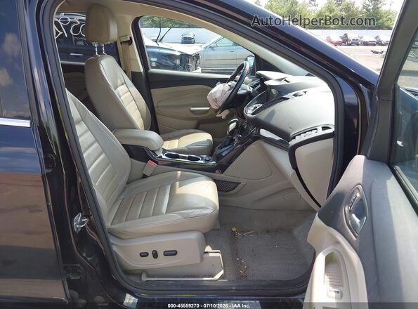 1FMCU9J90GUB22925 2016 FORD ESCAPE Black Widok wnętrza z przodu