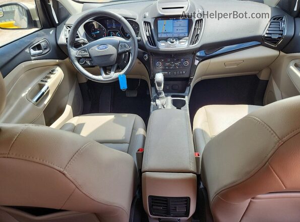 1FMCU9J90JUB83540 2018 FORD ESCAPE Tan Dashboard view
