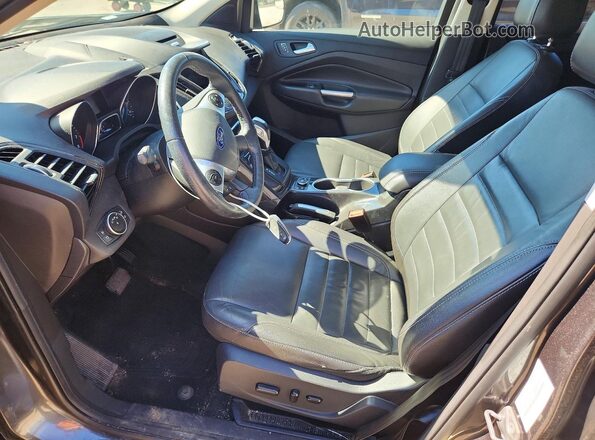 1FMCU9J91GUA08478 2016 FORD ESCAPE Серый Вид салона спереди