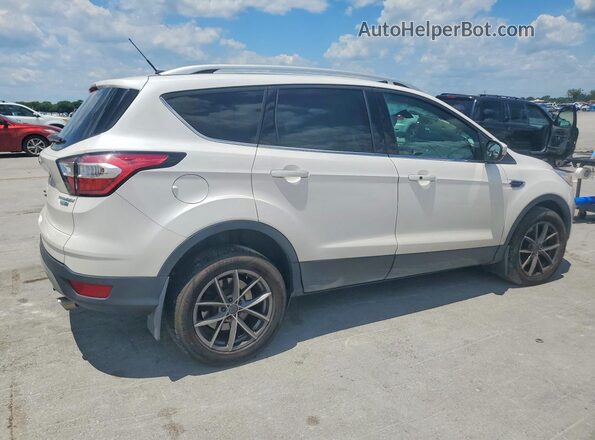 1FMCU9J91HUB76199 2017 FORD ESCAPE Белый Задняя правая четверть