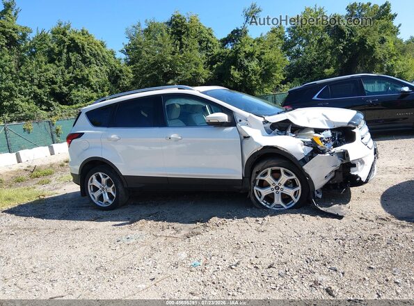 1FMCU9J92KUB84738 2019 FORD ESCAPE Yellow 360 interior view