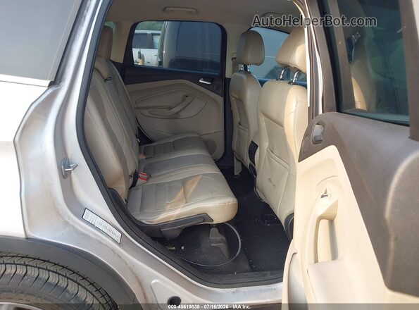 1FMCU9J93HUA96029 2017 FORD ESCAPE Silver VIN კოდის სტიკერის ხედი