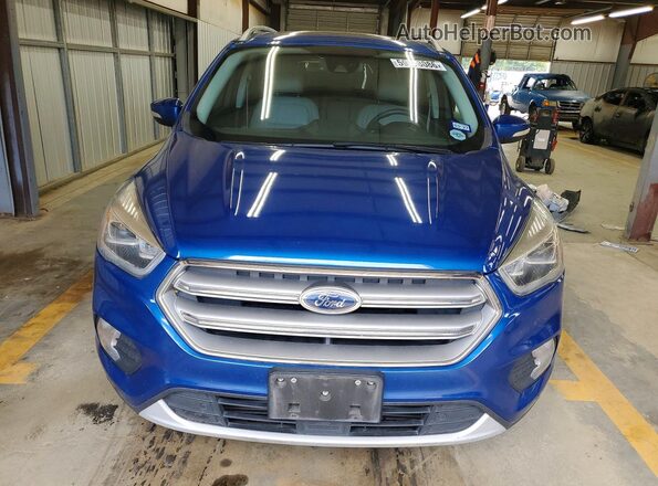 1FMCU9J93HUD86982 2017 FORD ESCAPE Blue Widok z przodu