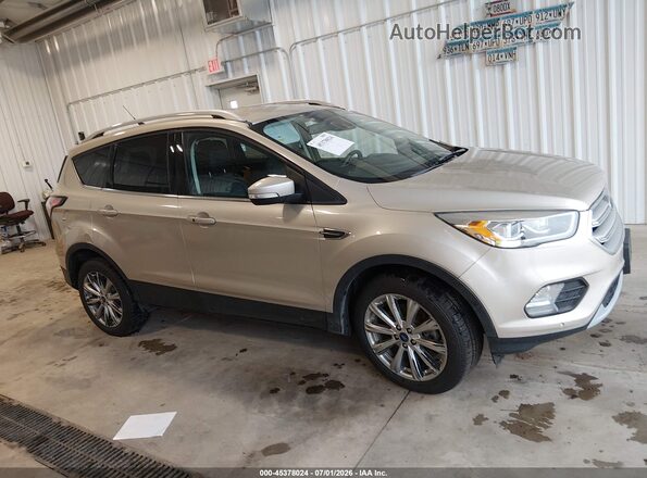 1FMCU9J93JUD37321 2018 FORD ESCAPE Gold უკანა სალონის ხედი