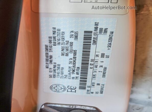 1FMCU9J93KUB16805 2019 FORD ESCAPE Белый Панорамный вид салона 360°