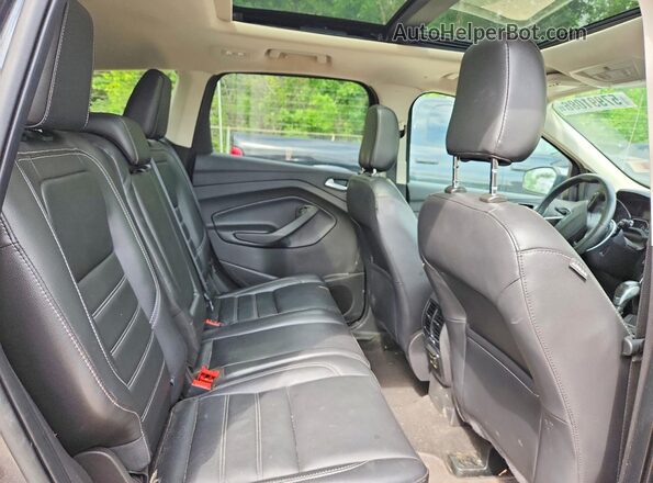 1FMCU9J93KUB23267 2019 FORD ESCAPE Black Вид задньої частини салону