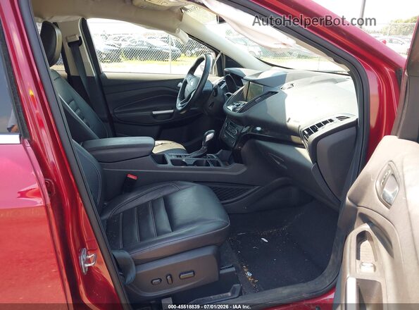 1FMCU9J93KUB27688 2019 FORD ESCAPE Красный Вид салона спереди