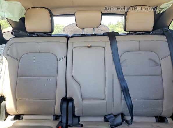 1FMCU9J93LUB16093 2020 FORD ESCAPE Silver Հետևի նստատեղերի տեսք